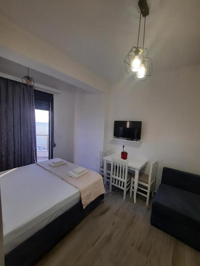 סרנדה Nora'S Guesthouse מראה חיצוני תמונה