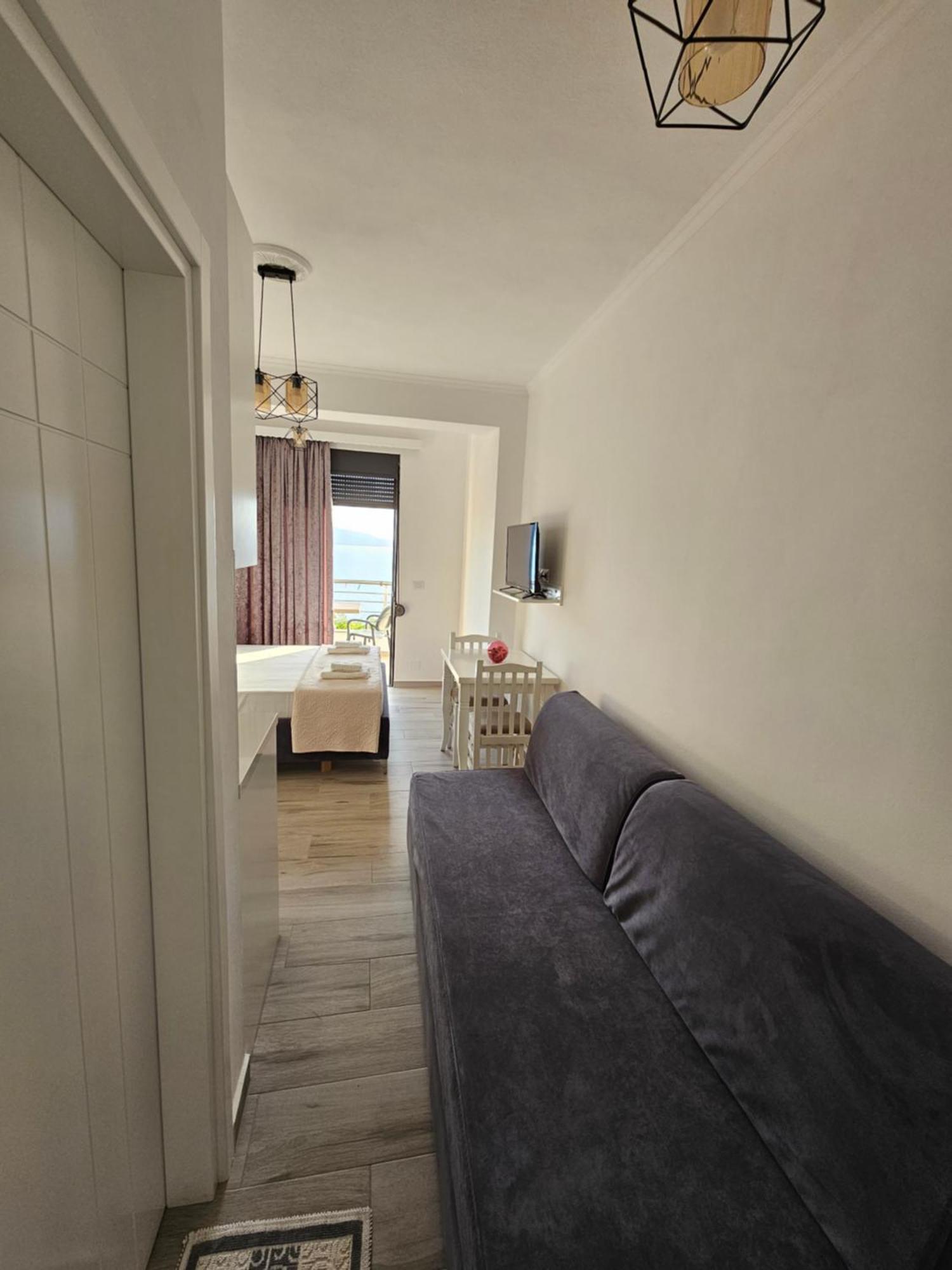 סרנדה Nora'S Guesthouse מראה חיצוני תמונה