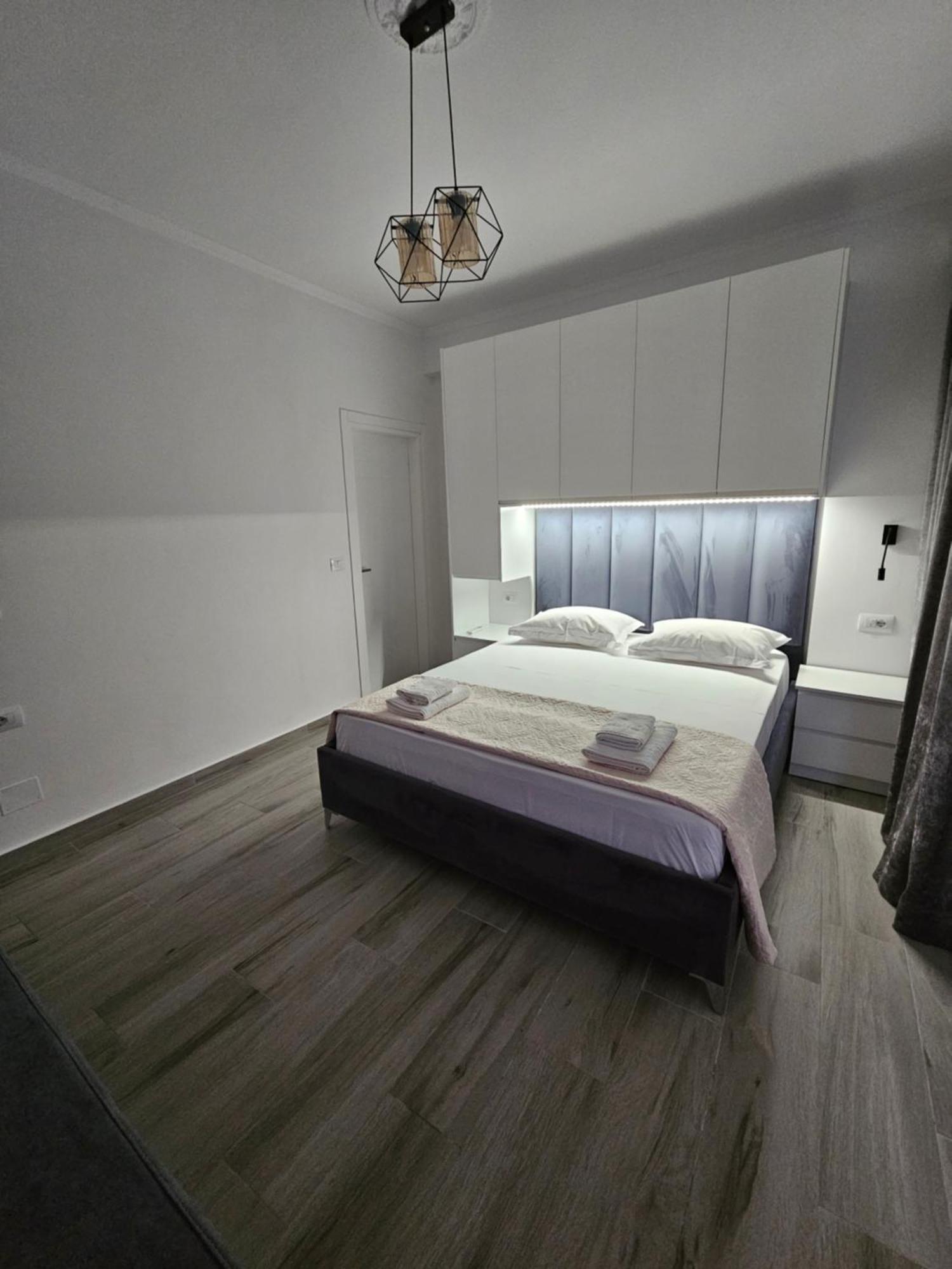 סרנדה Nora'S Guesthouse מראה חיצוני תמונה