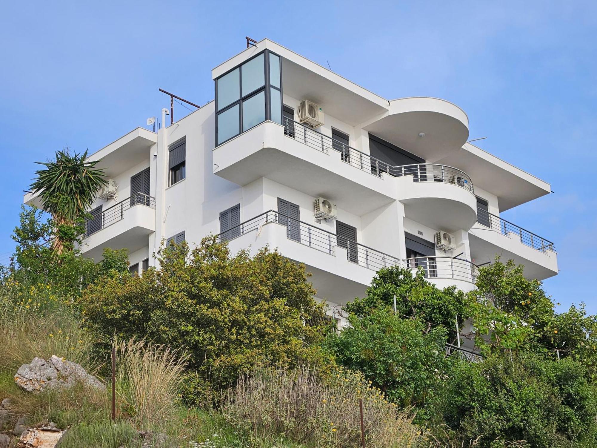 סרנדה Nora'S Guesthouse מראה חיצוני תמונה