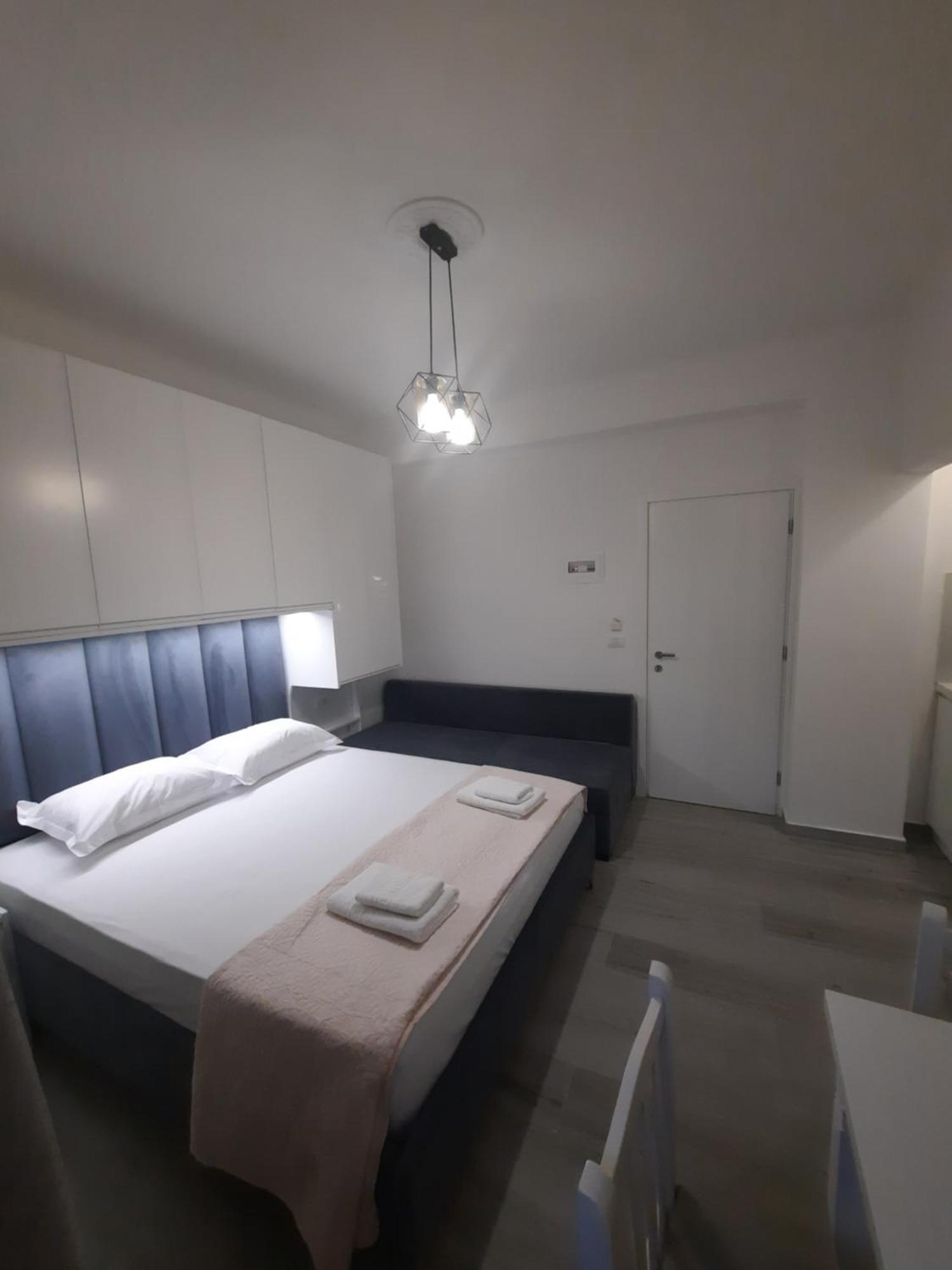 סרנדה Nora'S Guesthouse מראה חיצוני תמונה
